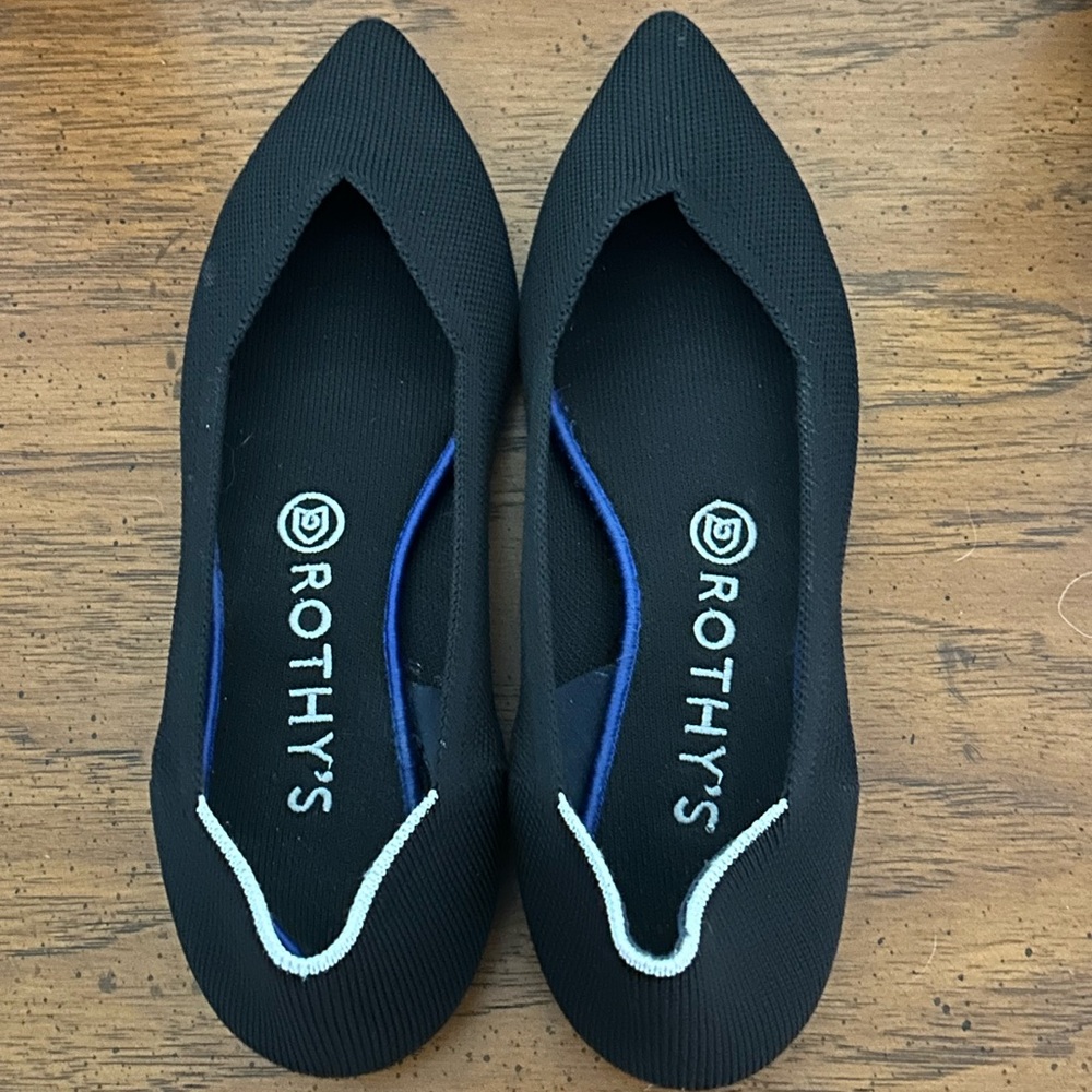 Rothys the point black flats size 7 EUC
